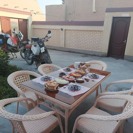 Shodlik Guest House Khiva Exterior photo